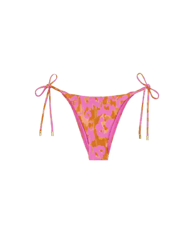 Striped women swimwear with a classic pattern for a timeless beach lookTie Side Bottom - Mosqueta Striped women swimwear with a classic pattern for a timeless beach lookTie Side Bottom - Mosqueta