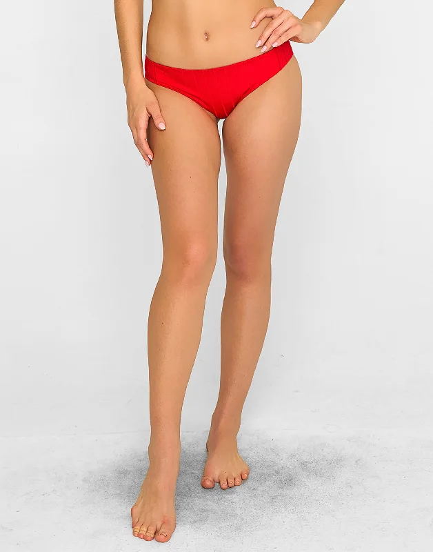 Printed floral women swimwear for a feminine and colorful beach vibeGloria Full Bottom - Red Shiny Wide Rib Printed floral women swimwear for a feminine and colorful beach vibeGloria Full Bottom - Red Shiny Wide Rib