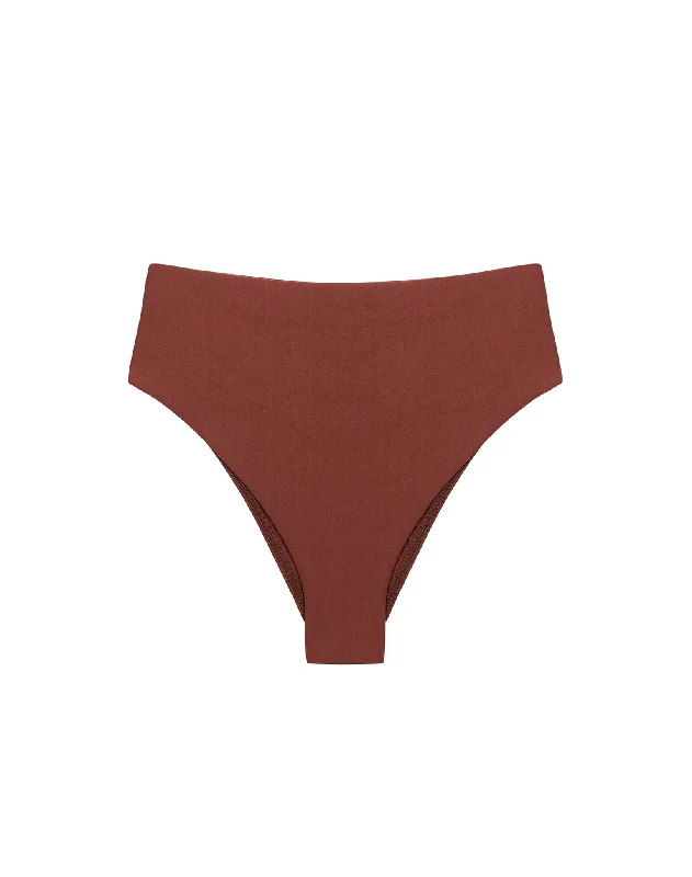 High - waisted women swimwear for a retro and flattering lookBela Hot Pant Bottom - Nutshell High - waisted women swimwear for a retro and flattering lookBela Hot Pant Bottom - Nutshell