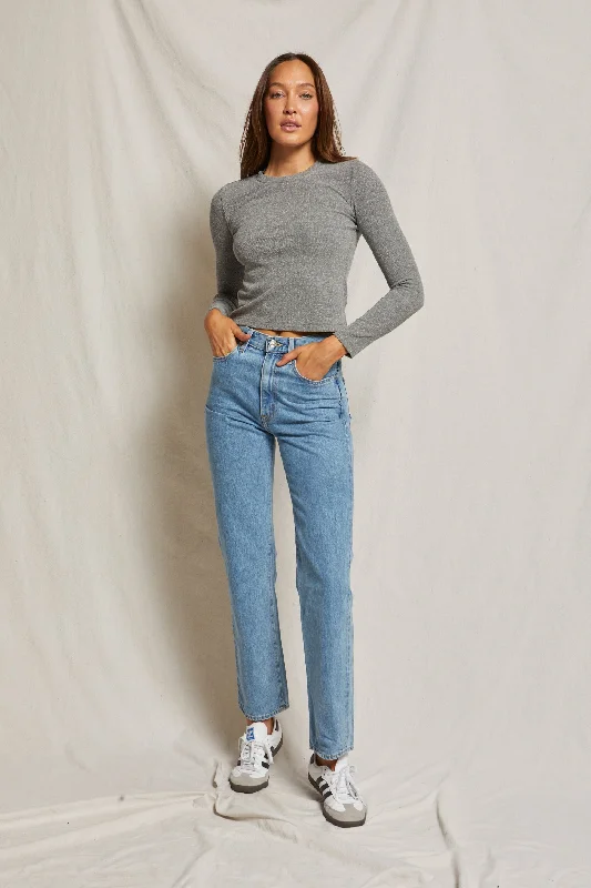 Button - Down Women Long Sleeve Top for a Classic StyleButton - Down Women Long Sleeve Top for a Classic Stylefoxx Button - Down Women Long Sleeve Top for a Classic StyleButton - Down Women Long Sleeve Top for a Classic Stylefoxx