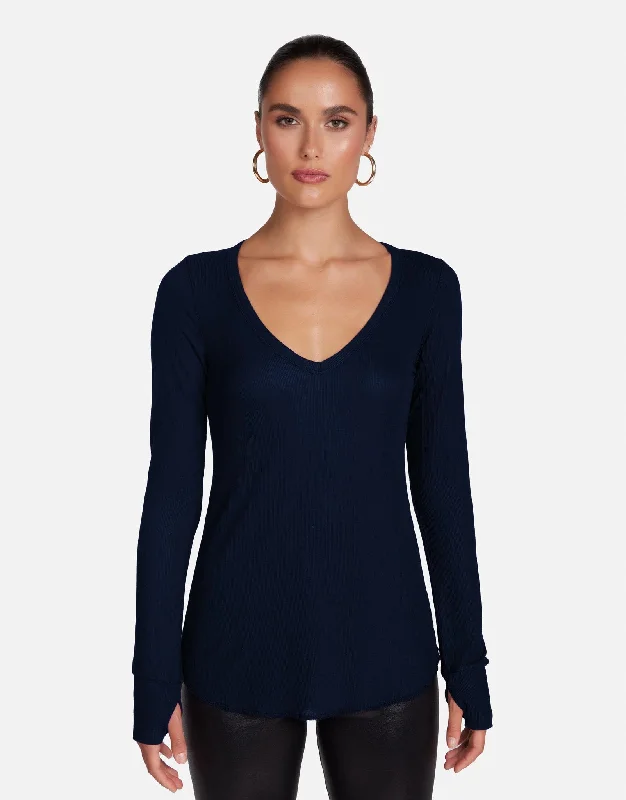 Pocket - Equipped Women Long Sleeve Top for Added FunctionalityPocket - Equipped Women Long Sleeve Top for Added FunctionalityOtis Dark Navy Pocket - Equipped Women Long Sleeve Top for Added FunctionalityPocket - Equipped Women Long Sleeve Top for Added FunctionalityOtis Dark Navy