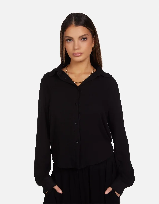 Printed Graphic Women Long Sleeve Top with a Bold StatementPrinted Graphic Women Long Sleeve Top with a Bold StatementRemy Black Printed Graphic Women Long Sleeve Top with a Bold StatementPrinted Graphic Women Long Sleeve Top with a Bold StatementRemy Black
