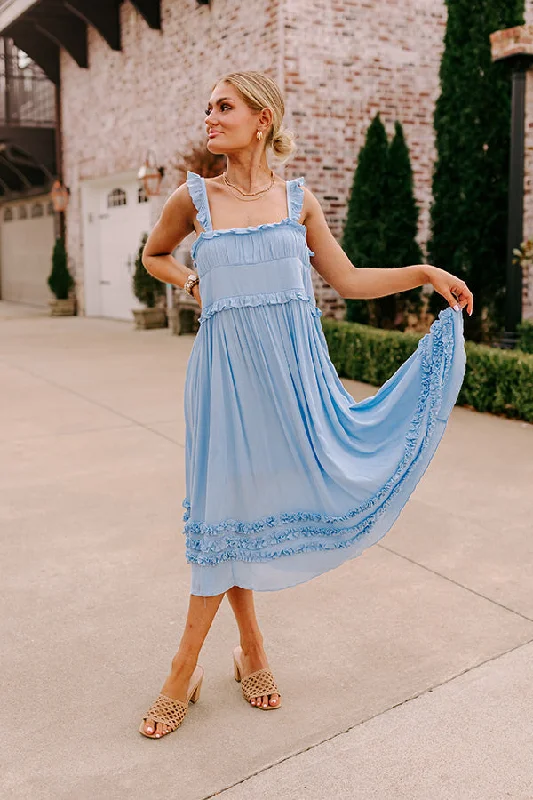 Maternity dress for a baby's first visit to the water garden Bayside Bliss Ruffle Midi in Sky Blue Maternity dress for a baby's first visit to the water garden Bayside Bliss Ruffle Midi in Sky Blue