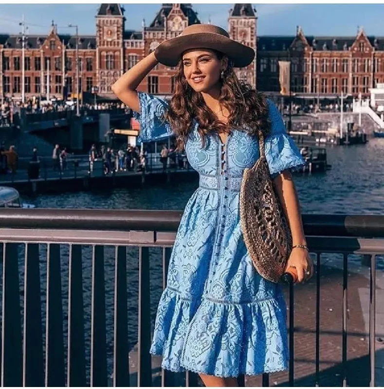 Midi dresses with polka dot prints for a playful summer outfit Elegant Jacquard Dresses Midi dresses with polka dot prints for a playful summer outfit Elegant Jacquard Dresses
