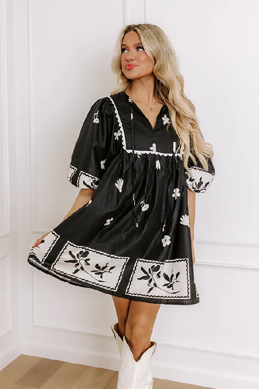 Maternity dress for a winter wonderland event Picture Perfect Floral Mini Dress in Black Maternity dress for a winter wonderland event Picture Perfect Floral Mini Dress in Black