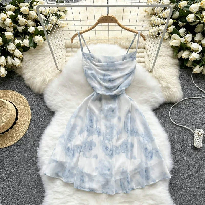 Mini dresses with puff sleeves for a vintage look Kate Holiday Dress