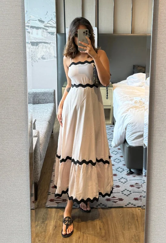Midi dresses with abstract art prints for an artistic statement Orlando Holiday Midi Dress Midi dresses with abstract art prints for an artistic statement Orlando Holiday Midi Dress