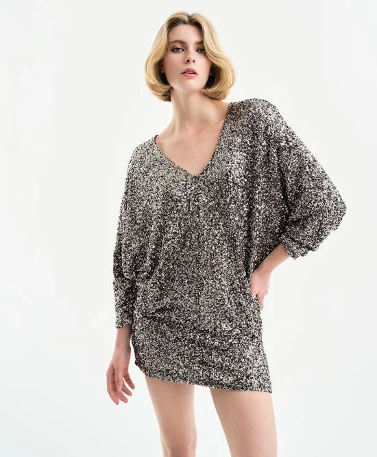 Striped Women Sweater with a Timeless PatternAccess Fashion Silver Sequin Dress With V Neckline Striped Women Sweater with a Timeless PatternAccess Fashion Silver Sequin Dress With V Neckline