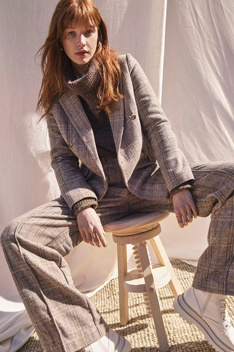 Long - Sleeve Women Sweater with Ribbed CuffsMolly Bracken Double Breasted Herringbone Blazer Long - Sleeve Women Sweater with Ribbed CuffsMolly Bracken Double Breasted Herringbone Blazer