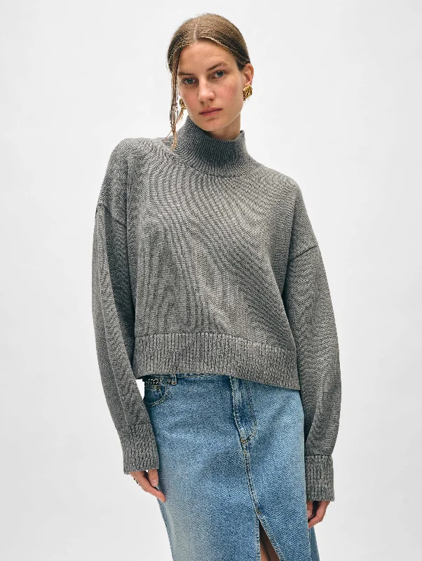 Sequin - Embellished Women Sweater for Special OccasionsOrganic Cotton Cropped Standneck Sequin - Embellished Women Sweater for Special OccasionsOrganic Cotton Cropped Standneck