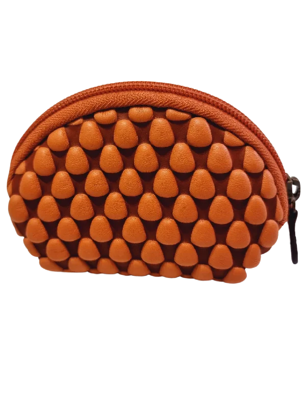Turtleneck Women Sweater for a Classic and Elegant StyleTissa Fontaneda Orange Half Moon Purse Turtleneck Women Sweater for a Classic and Elegant StyleTissa Fontaneda Orange Half Moon Purse