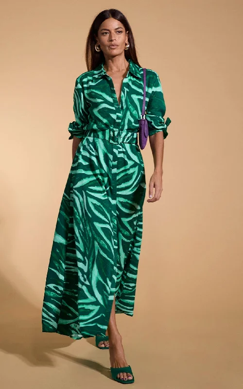 Halter Neck Women Dress to Show Off the Shoulders and NecklineHalter Neck Women Dress to Show Off the Shoulders and NecklineDove Dress In Green Painted Zebra Halter Neck Women Dress to Show Off the Shoulders and NecklineHalter Neck Women Dress to Show Off the Shoulders and NecklineDove Dress In Green Painted Zebra