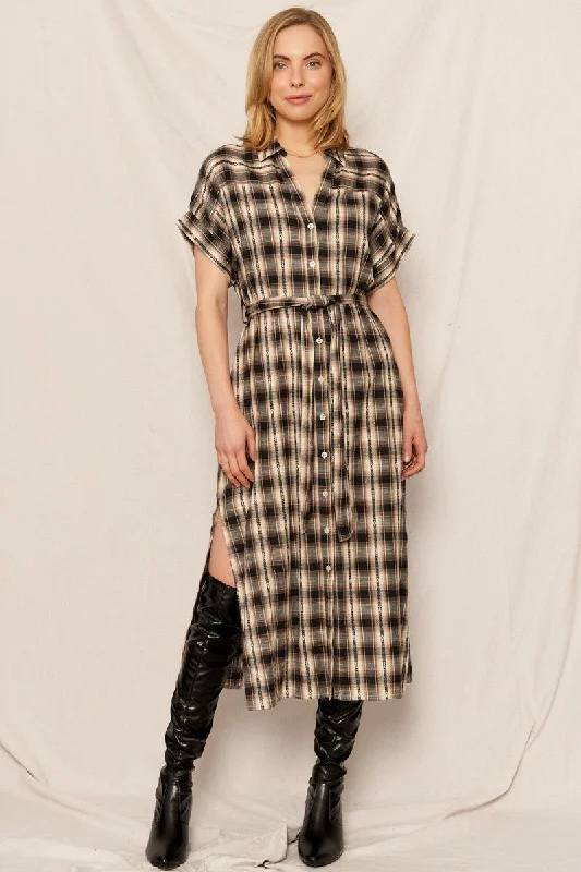 Ruffled Women Dress with Multiple Layers for a Playful and Girly StyleRuffled Women Dress with Multiple Layers for a Playful and Girly StylePlaid Midi Dress