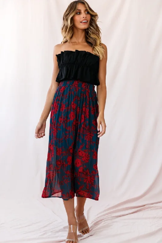 Strapless Women Dress with a Built - in Bra for Comfort and SupportStrapless Women Dress with a Built - in Bra for Comfort and SupportThea Ruffle Crop Top Black Strapless Women Dress with a Built - in Bra for Comfort and SupportStrapless Women Dress with a Built - in Bra for Comfort and SupportThea Ruffle Crop Top Black