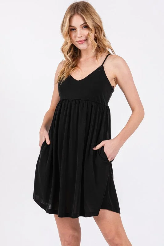 Shift Women Dress with a Simple and Classic Design for Everyday WearShift Women Dress with a Simple and Classic Design for Everyday WearSALE | V-Neck Cami Dress Shift Women Dress with a Simple and Classic Design for Everyday WearShift Women Dress with a Simple and Classic Design for Everyday WearSALE | V-Neck Cami Dress