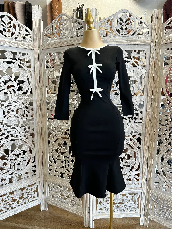 Off - the - Shoulder Women Dress for a Romantic and Feminine LookOff - the - Shoulder Women Dress for a Romantic and Feminine LookWhite Bow Black Dress Off - the - Shoulder Women Dress for a Romantic and Feminine LookOff - the - Shoulder Women Dress for a Romantic and Feminine LookWhite Bow Black Dress