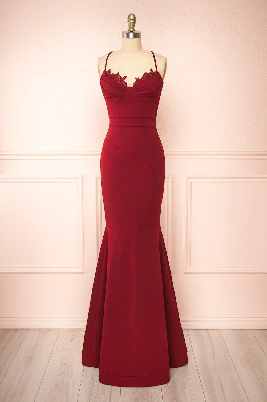Shift Women Dress with a Simple and Classic Design for Everyday WearShift Women Dress with a Simple and Classic Design for Everyday WearEdyth Burgundy | Mermaid Maxi Dress Shift Women Dress with a Simple and Classic Design for Everyday WearShift Women Dress with a Simple and Classic Design for Everyday WearEdyth Burgundy | Mermaid Maxi Dress