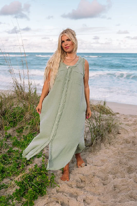 Strapless Women Dress with a Built - in Bra for Comfort and SupportStrapless Women Dress with a Built - in Bra for Comfort and SupportFree Spirited Frayed Midi in Sage Curves Strapless Women Dress with a Built - in Bra for Comfort and SupportStrapless Women Dress with a Built - in Bra for Comfort and SupportFree Spirited Frayed Midi in Sage Curves