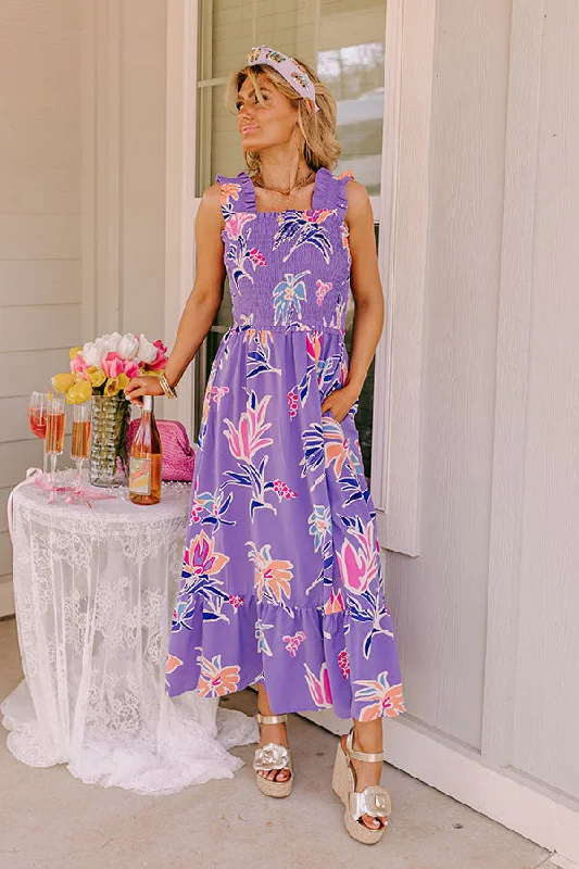 Shift Women Dress with a Simple and Classic Design for Everyday WearShift Women Dress with a Simple and Classic Design for Everyday WearHappy Blooms Smocked Midi in Lavender Shift Women Dress with a Simple and Classic Design for Everyday WearShift Women Dress with a Simple and Classic Design for Everyday WearHappy Blooms Smocked Midi in Lavender