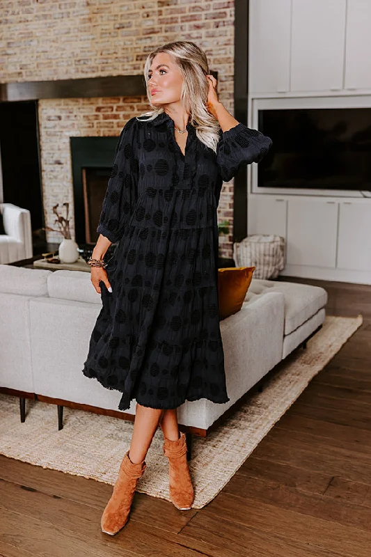 Pleated Women Dress with a Timeless and Elegant TexturePleated Women Dress with a Timeless and Elegant TextureHorizon Light Midi In Black Pleated Women Dress with a Timeless and Elegant TexturePleated Women Dress with a Timeless and Elegant TextureHorizon Light Midi In Black
