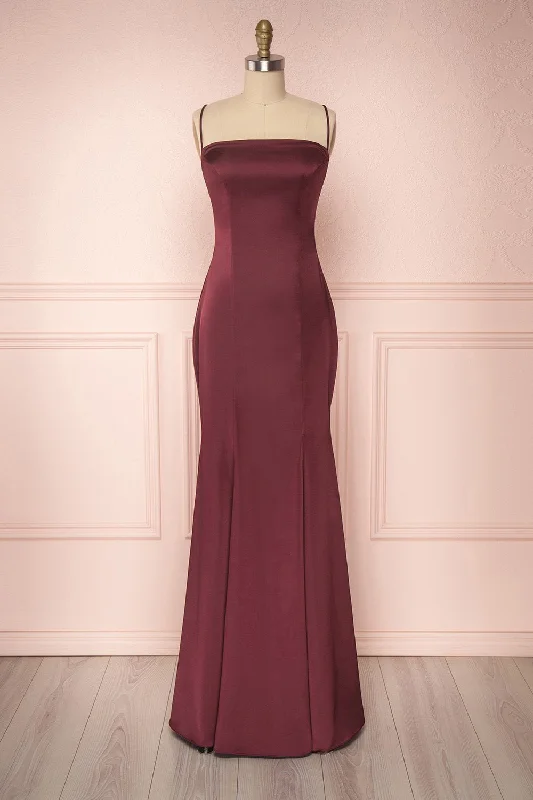 Wrap - Style Women Dress with Adjustable Fit for All Body TypesWrap - Style Women Dress with Adjustable Fit for All Body TypesNaomie Burgundy | Silky Mermaid Gown Wrap - Style Women Dress with Adjustable Fit for All Body TypesWrap - Style Women Dress with Adjustable Fit for All Body TypesNaomie Burgundy | Silky Mermaid Gown