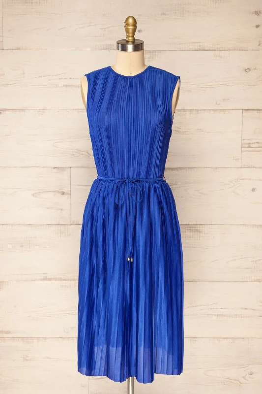 Printed Abstract Women Dress for a Modern and Artistic AppealPrinted Abstract Women Dress for a Modern and Artistic AppealPadstow Blue | Sleeveless Pleated Midi Dress Printed Abstract Women Dress for a Modern and Artistic AppealPrinted Abstract Women Dress for a Modern and Artistic AppealPadstow Blue | Sleeveless Pleated Midi Dress