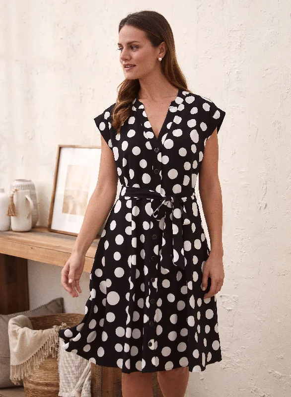 Plus Size Women Dress with a Flattering A - Line Cut for Comfort and StylePlus Size Women Dress with a Flattering A - Line Cut for Comfort and StylePolka Dot Print Shirt Dress Plus Size Women Dress with a Flattering A - Line Cut for Comfort and StylePlus Size Women Dress with a Flattering A - Line Cut for Comfort and StylePolka Dot Print Shirt Dress