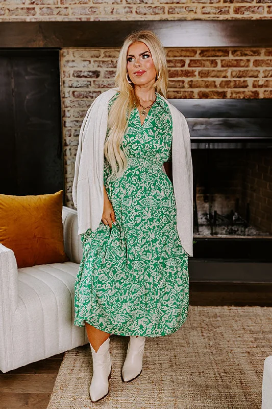Sleeveless Women Dress in Bright Colors for Summer PartiesSleeveless Women Dress in Bright Colors for Summer PartiesResort Getaway Floral Midi in Green Curves Sleeveless Women Dress in Bright Colors for Summer PartiesSleeveless Women Dress in Bright Colors for Summer PartiesResort Getaway Floral Midi in Green Curves