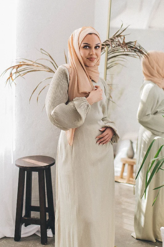 boyfriend style women cardigan for a relaxed fitAylana Textured Satin Dress- Aloe Green boyfriend style women cardigan for a relaxed fitAylana Textured Satin Dress- Aloe Green