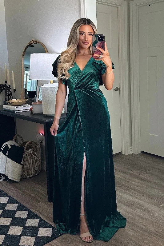 Off - the - Shoulder Women Dress for a Romantic and Feminine LookOff - the - Shoulder Women Dress for a Romantic and Feminine LookCampbell Velvet Maxi Dress: Emerald Off - the - Shoulder Women Dress for a Romantic and Feminine LookOff - the - Shoulder Women Dress for a Romantic and Feminine LookCampbell Velvet Maxi Dress: Emerald