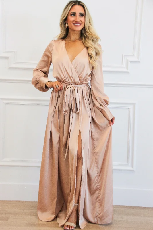 Pleated Women Dress with a Timeless and Elegant TexturePleated Women Dress with a Timeless and Elegant TextureJordana Long Sleeve Satin Maxi Dress: Champagne Pleated Women Dress with a Timeless and Elegant TexturePleated Women Dress with a Timeless and Elegant TextureJordana Long Sleeve Satin Maxi Dress: Champagne