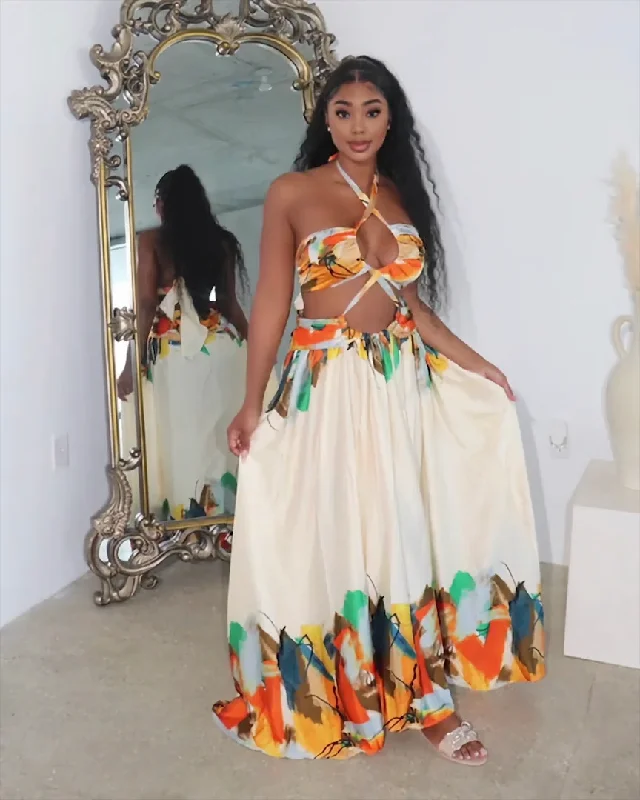 Halter Neck Women Dress to Show Off the Shoulders and NecklineHalter Neck Women Dress to Show Off the Shoulders and NecklineMizzae Maxi dress Halter Neck Women Dress to Show Off the Shoulders and NecklineHalter Neck Women Dress to Show Off the Shoulders and NecklineMizzae Maxi dress