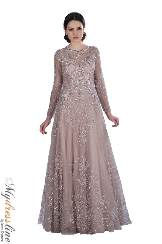 Pleated Women Dress with a Timeless and Elegant TexturePleated Women Dress with a Timeless and Elegant TextureDulce Celia Crecencia Pleated Women Dress with a Timeless and Elegant TexturePleated Women Dress with a Timeless and Elegant TextureDulce Celia Crecencia