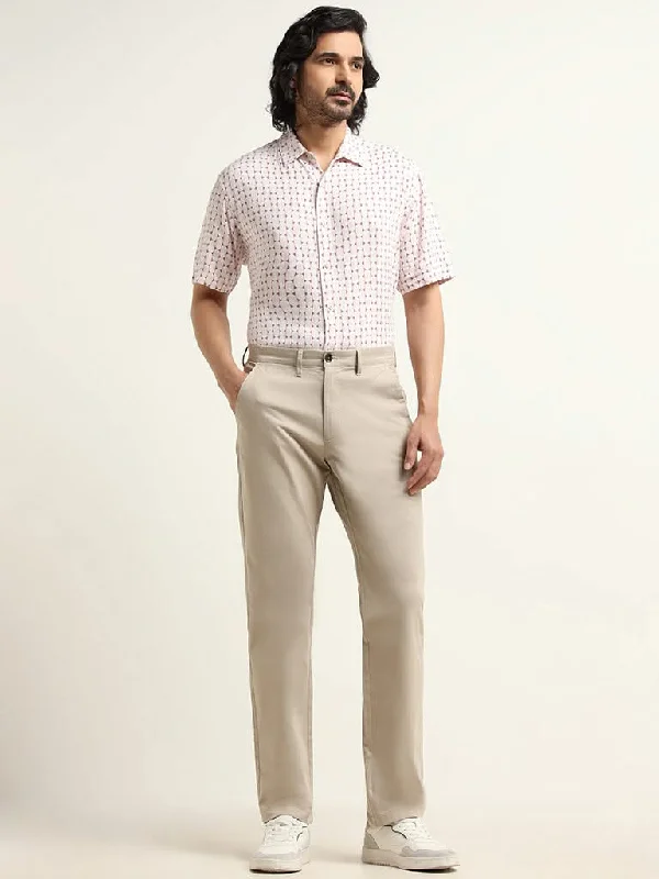 Cargo Women Shorts with Multiple Pockets for FunctionalityCargo Women Shorts with Multiple Pockets for FunctionalityAscot Beige Relaxed Fit Chinos Cargo Women Shorts with Multiple Pockets for FunctionalityCargo Women Shorts with Multiple Pockets for FunctionalityAscot Beige Relaxed Fit Chinos