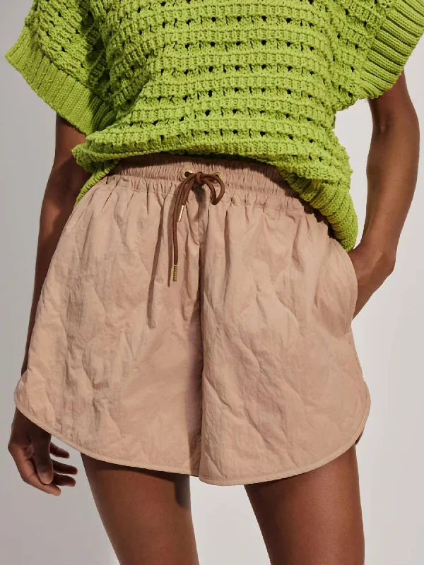 Stretchable Women Shorts for Maximum MobilityStretchable Women Shorts for Maximum MobilityConnel Quilt Short In Warm Taupe