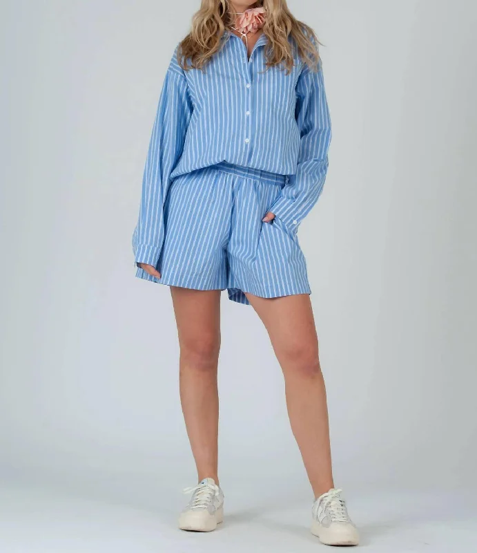 Stretchable Women Shorts for Maximum MobilityStretchable Women Shorts for Maximum MobilityEvie Striped Pull-On Shorts In Cloud Stretchable Women Shorts for Maximum MobilityStretchable Women Shorts for Maximum MobilityEvie Striped Pull-On Shorts In Cloud