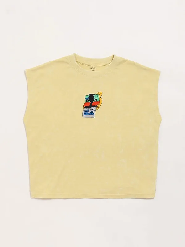 Solid Color Women Shorts in Bright Hues for a Bold StatementSolid Color Women Shorts in Bright Hues for a Bold StatementHOP Kids Yellow Embroidered T-Shirt Solid Color Women Shorts in Bright Hues for a Bold StatementSolid Color Women Shorts in Bright Hues for a Bold StatementHOP Kids Yellow Embroidered T-Shirt