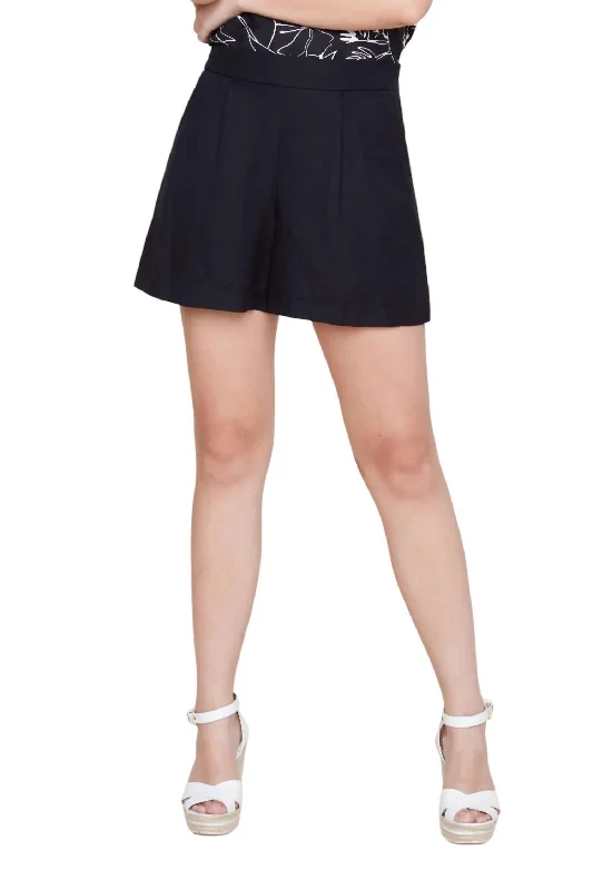 Jeanette Women Shorts with a Soft and Comfortable FeelJeanette Women Shorts with a Soft and Comfortable FeelLinen Short In Black Jeanette Women Shorts with a Soft and Comfortable FeelJeanette Women Shorts with a Soft and Comfortable FeelLinen Short In Black