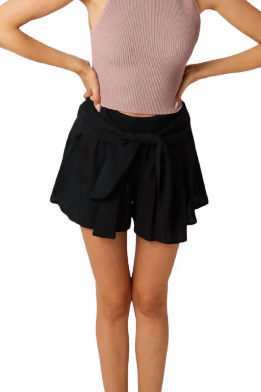 Bermuda Women Shorts for a Classic and Sophisticated LookBermuda Women Shorts for a Classic and Sophisticated LookTrent Short In Black Bermuda Women Shorts for a Classic and Sophisticated LookBermuda Women Shorts for a Classic and Sophisticated LookTrent Short In Black