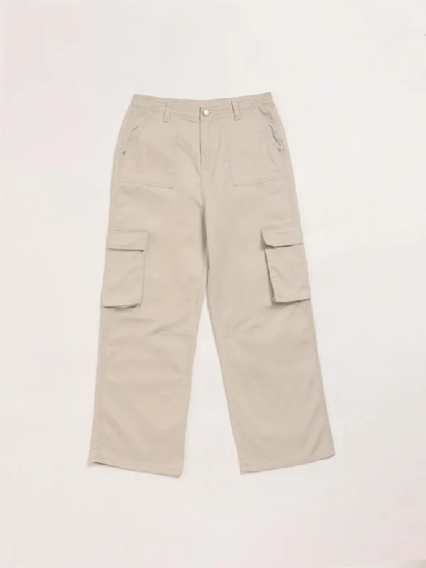 Elastic Waist Women Shorts for Easy Wear and ComfortElastic Waist Women Shorts for Easy Wear and ComfortY&F Kids Beige Cargo Trousers Elastic Waist Women Shorts for Easy Wear and ComfortElastic Waist Women Shorts for Easy Wear and ComfortY&F Kids Beige Cargo Trousers