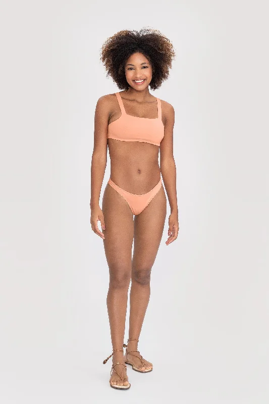 Printed floral women swimwear for a feminine and colorful beach vibeEssential Sportif Band Top Printed floral women swimwear for a feminine and colorful beach vibeEssential Sportif Band Top