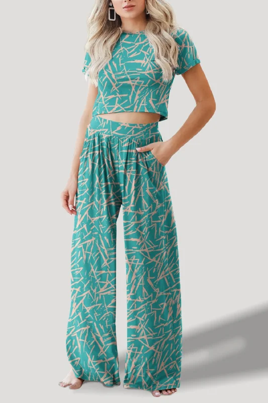 Metallic Bodysuits for a Glitzy and Glamorous Night OutPrinted Round Neck Short Sleeve Top and Pants Set Metallic Bodysuits for a Glitzy and Glamorous Night OutPrinted Round Neck Short Sleeve Top and Pants Set